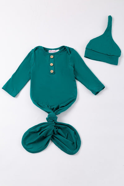 Emerald Bamboo Baby Gown w/Hat (NB-6mos)